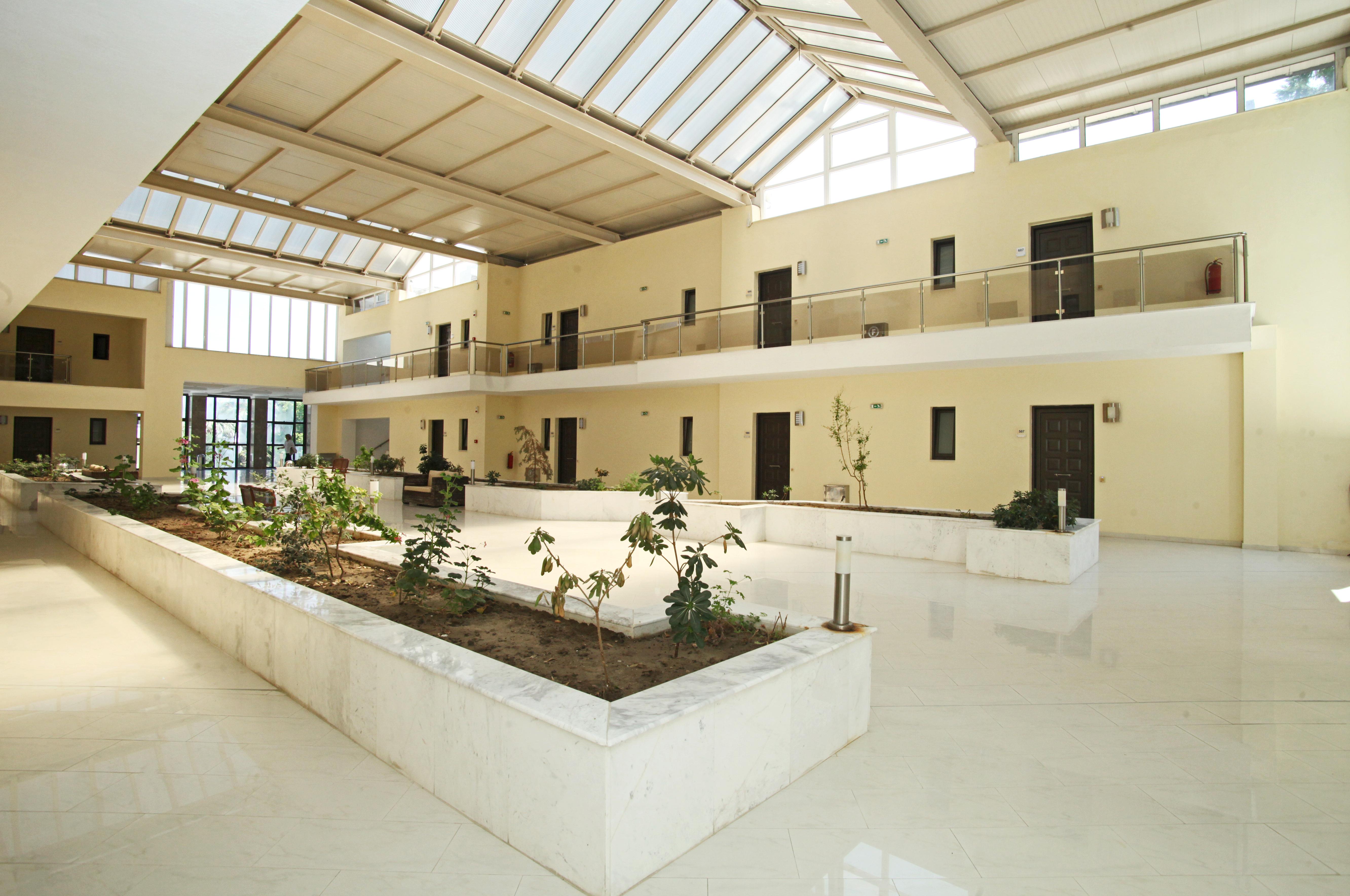 Naias Aparthotel Hanioti Exterior foto