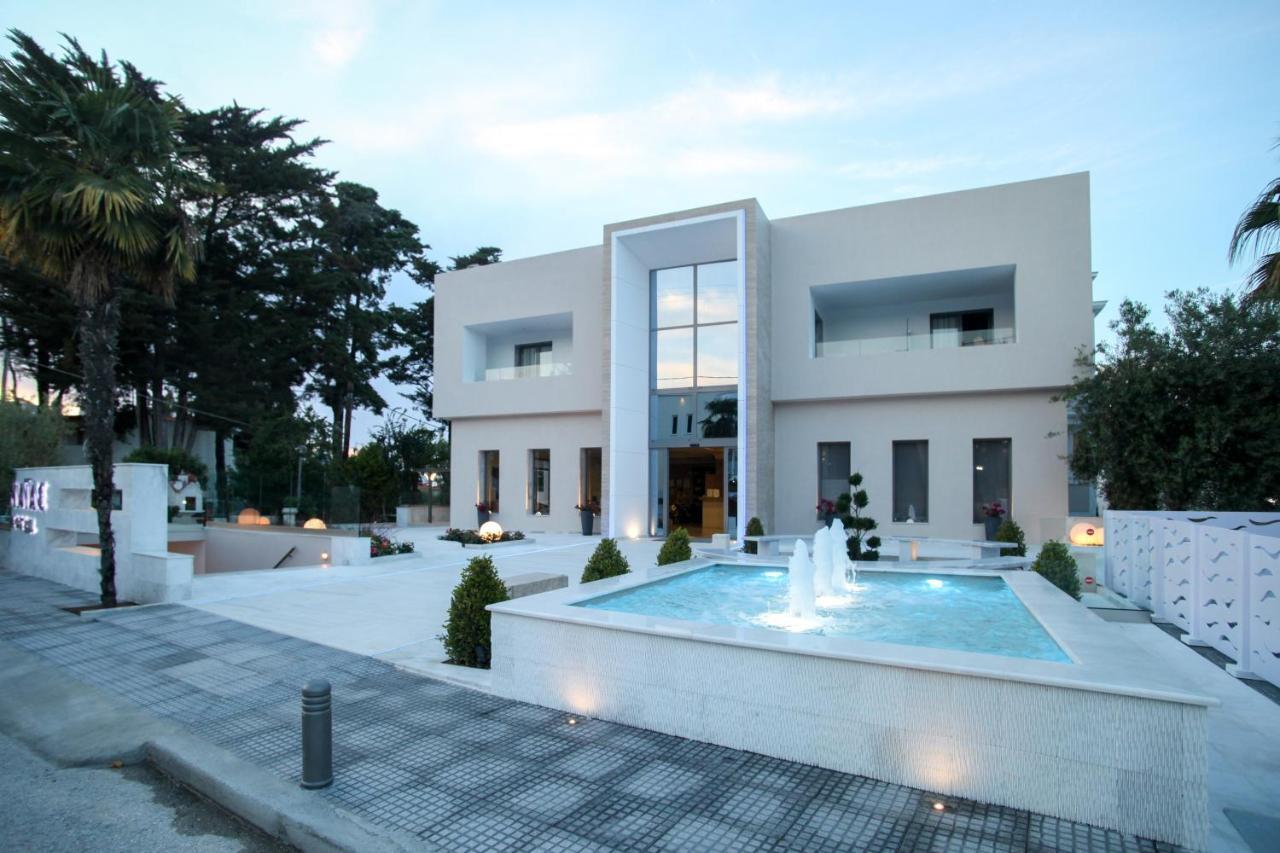 Naias Aparthotel Hanioti Exterior foto