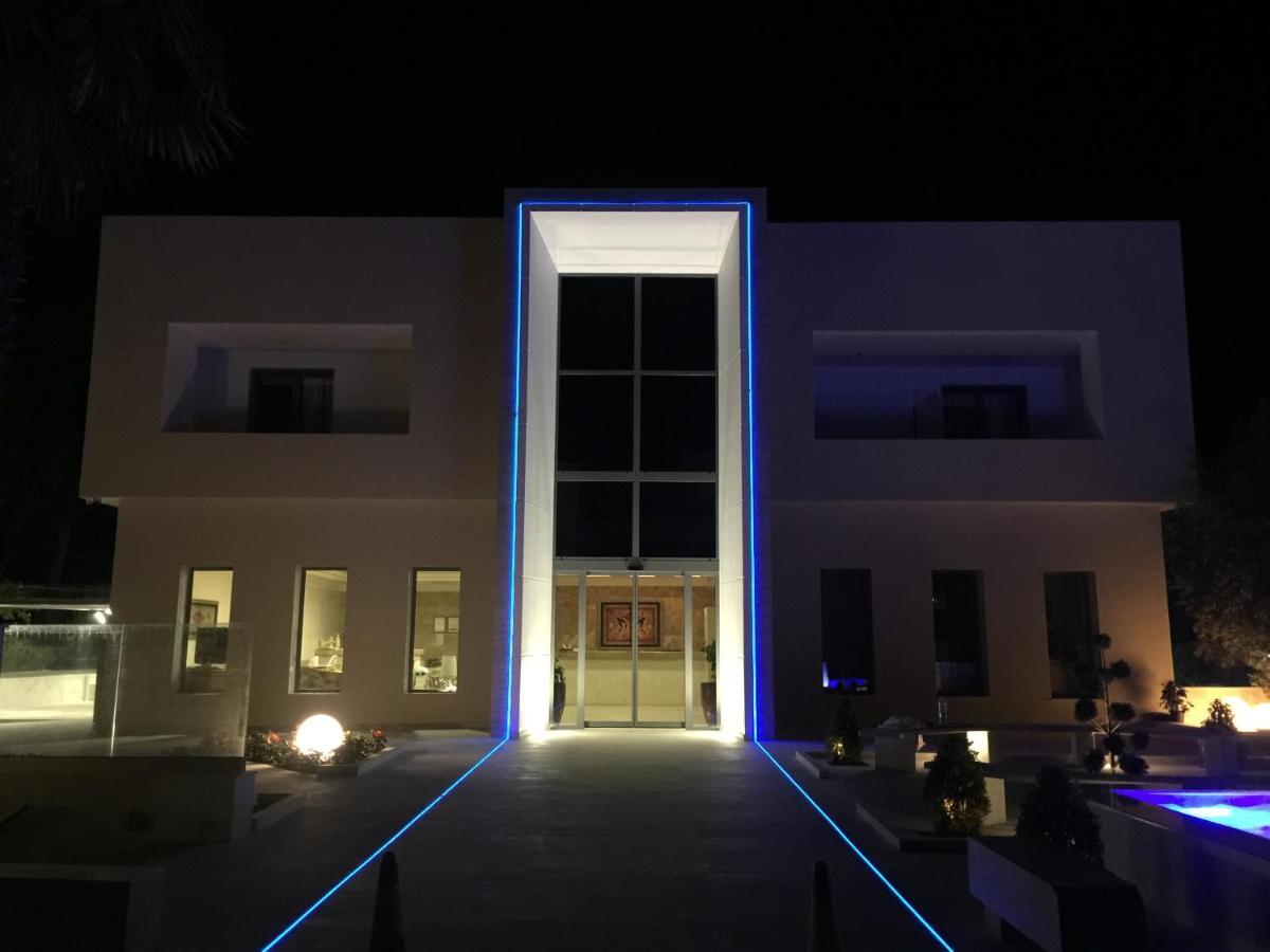 Naias Aparthotel Hanioti Exterior foto